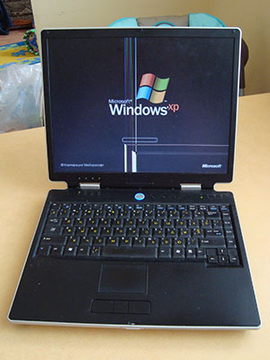 Ноутбук ASUS M3000Np c треснувшим LCD экраном