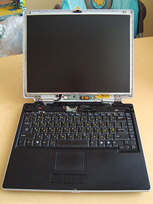 LCD screen panel in ASUS M-3 notebook